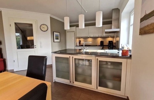 St. Peter-Ording House | Modern vacation home with 129 m² and luxury furnishings in a good location in the village