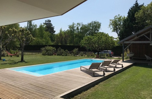 Andernos-les-Bains House | Modern villa 225m2 bassin Arcachon sleeps 14 pool 2 acre garden beach 1km