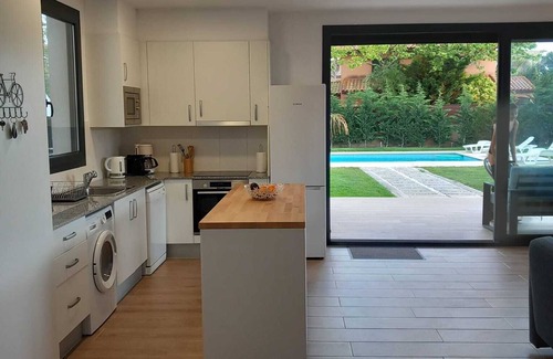 Mas Pinell Villa | Modern Villa in Costa Brava, Private Pool, Garden, Sand beach 300m, Golf 5km