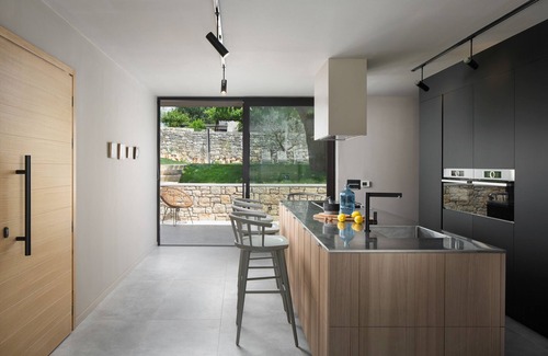 Kirmenjak Villa | Modern Villa Melon with outdoor pool in Porec