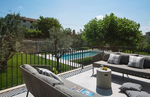 Kirmenjak Villa | Modern Villa Melon with outdoor pool in Porec