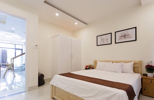 Son Tra House | Modern villa near Da Nang Beach