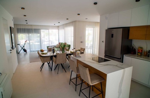 Vantacici Villa | Modern Villa Sarah with heated pool & Seaview