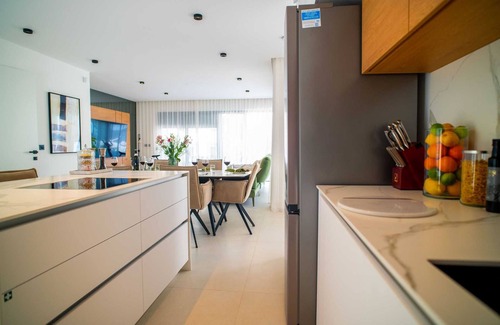 Vantacici Villa | Modern Villa Sarah with heated pool & Seaview