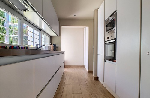 Mar de Cristal Villa | Modern villa with private pool and garden