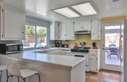 Cathedral City Cove House | Modern Zen Retreat - Best Indoor & Outdoor Living