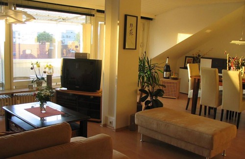 Leverkusen Condo | Modern & Zentral in Lev/köln mit Schnellem Wifi