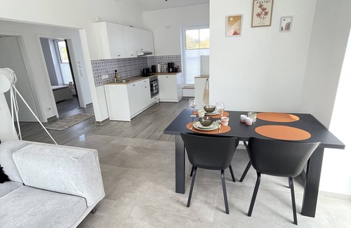 Schneverdingen Apartment | Moderne Ferienwohnung in Schneverdingen OT Lünzen