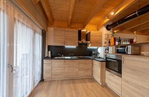 Pleystein Apartment | Moderne Ferienwohnung Hochberg mit Balkon