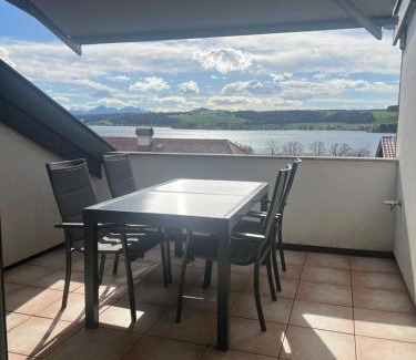 Mattsee Apartment | Moderne Ferienwohnung Urlaub am See Mattsee Salzburg Salzburger Seenland Trumer Seenland