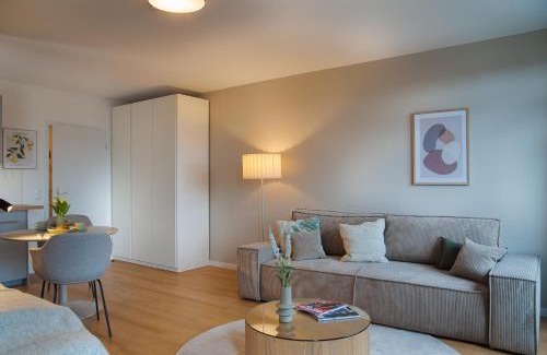 Wedding Apartment | Modernes Studio Apartment Berlin Mitte 37m2 - U-Bahn Leopoldplatz by Rooms Berlin
