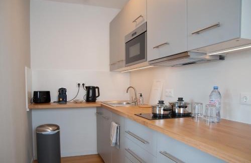 Wedding Apartment | Modernes Studio Apartment Berlin Mitte 37m2 - U-Bahn Leopoldplatz by Rooms Berlin