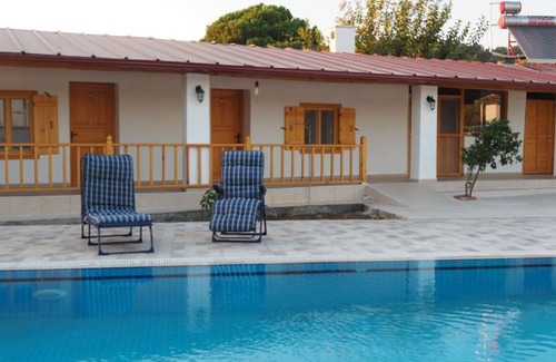 Germencik Cottage | Modernised Traditional Cottage with Private Pool Set in Beautiful Countryside
