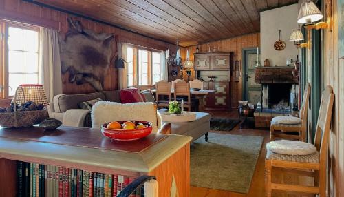 Kroderen House | Modernized 60S Cabin With Views Of Blefjell