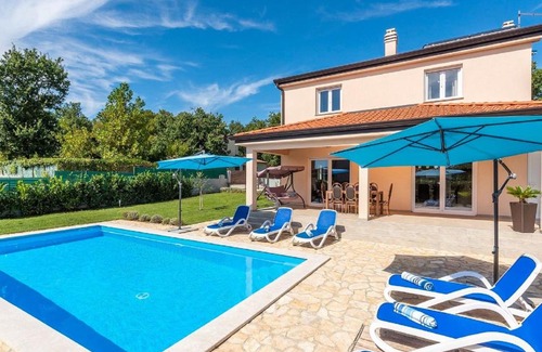 Matohanci Villa | Modernly equipped holiday house near Rovinj with a private pool