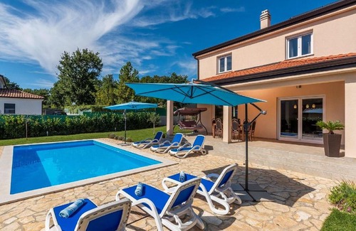 Matohanci Villa | Modernly equipped holiday house near Rovinj with a private pool
