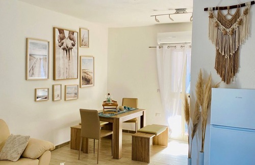 Posada House | Modernly furnished vacation home in Posada