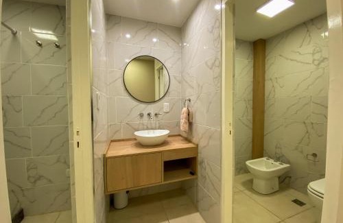 San Rafael Apartment | Moderno departamento con balcón privado en San Rafael