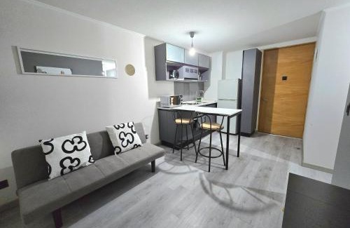 San Miguel Apartment | Moderno departamento full equipado en San Miguel, Santiago, a pasos del metro Departamental