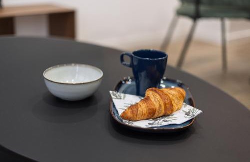 Torrefiel Apartment | Moderno loft reformado, Smart TV, AC, Beach, 3Pax