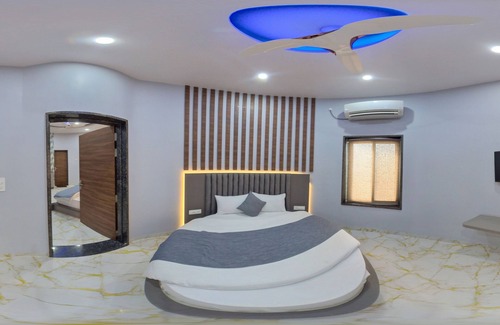 Sujangarh Hotel | Modi resort & garden
