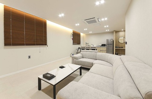 Muan Hotel | Mokpo Brown Dot Hotel Namak Branch