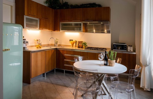 Historic Centre Apartment | [Mole Royal Palace ★ ★ ★ ★] Ma.Ma Luxury Suite downtown! Turin