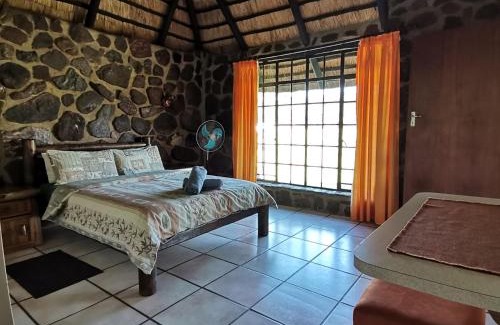 Vaalwater Cabin | Moletani Game Ranch