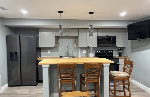 Dayton Apartment | Mom's Space A place that has you in mind. You deserve the best of comfort.