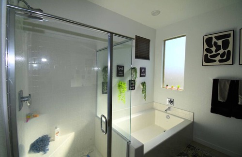 North Las Vegas House | Monarch 1 king 2 queens kids welcome pets ask