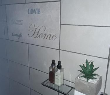 Kleinmond Bed & Breakfast | Monas Risibiki Westside