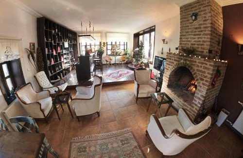 Yesilyurt Koyu Hotel | Moncheri Butik Otel & Restoran