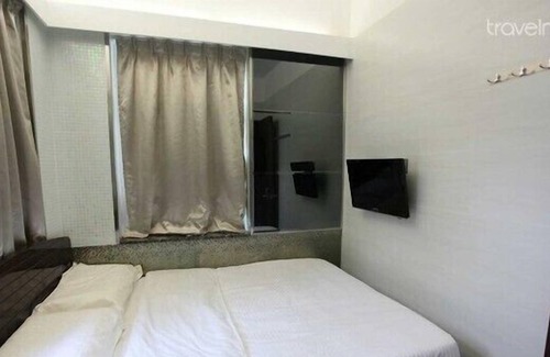 Mong Kok Apartment | Mong Kok MTR Window Room for 2-Y3