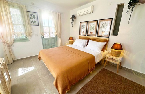 Foca Hotel | Monk Island Guesthouse