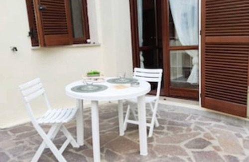 Signa House | Monolocale con resede esterno privato