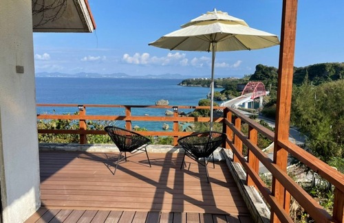 Uruma House | Monopolize the spectacular view from the wooden de /Uruma Okinawa