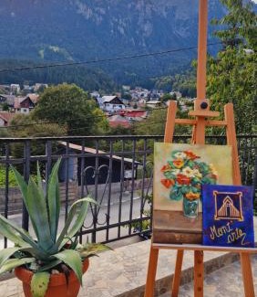 Busteni Villa | Mont'Arte - Private Art retreat Villa