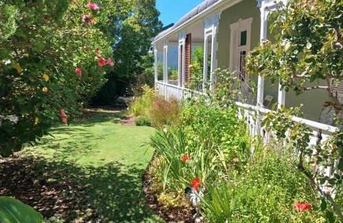 Montagu Bed & Breakfast | Montagu Manor