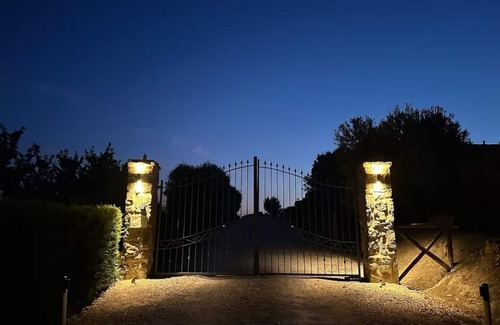 Bollano Apartment | Montalcino Villa - Breathtaking Views of the Val d'Orcia