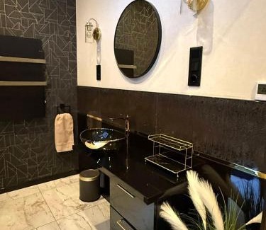 Biatorbagy Apartment | MONTANA Wellness Apartman