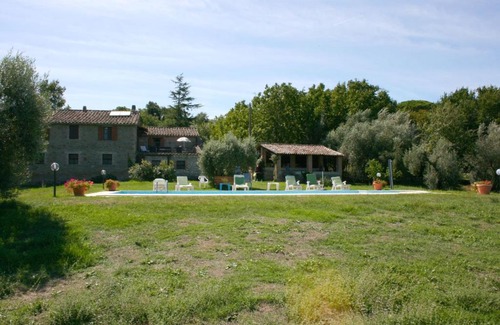 Monte del Lago Villa | Monte del Lago Villa Sleeps 12 Pool WiFi