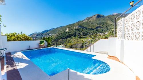 Ojen House | Monte Verde Ojén by Ruralidays