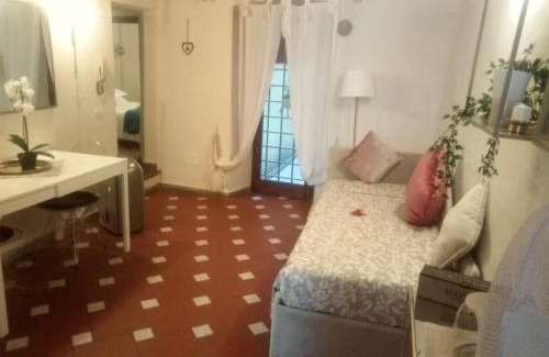 Santa Maria Novella Apartment | Montebello New Apartment