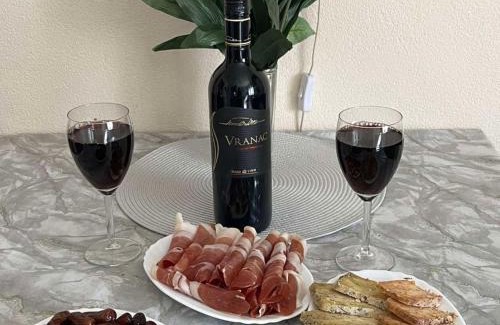 Radovici House | Montenegro Sun House near Plavi Horizonti Beach