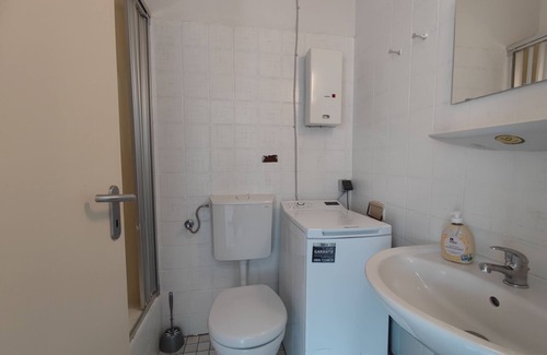 Hochheim am Main Apartment | Monter24 - Residential I Central I Business 5 Pers