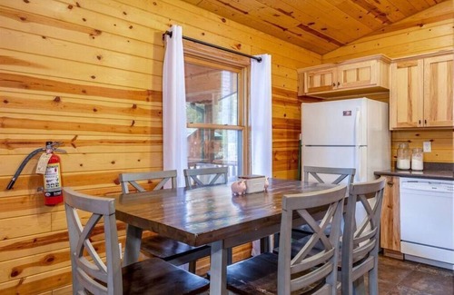 Greer Cabin | Monteverde Retreat (Cabin 104)