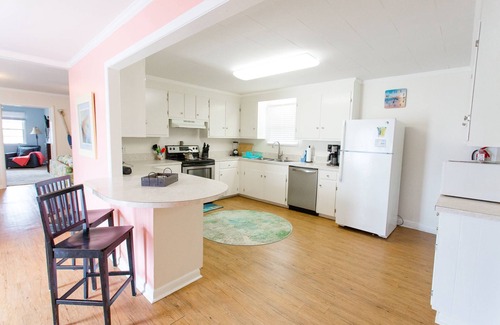 Kure Beach Cottage | Monthly Off Season Rentals! Charming Beach Cottage, 1 Block to Beach, Kure Pier + Food, Dog Friendly