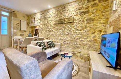 Montignac House | Montignac-Lascaux - Les Pierres De Lascaux