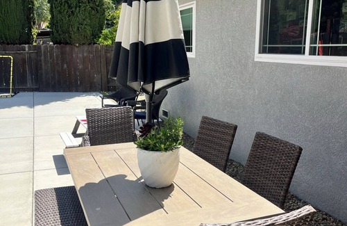 Concord House | Montreal manor-beautiful and spacious home in Concord