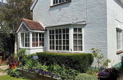 Bosham House | Montrose - your home by the sea